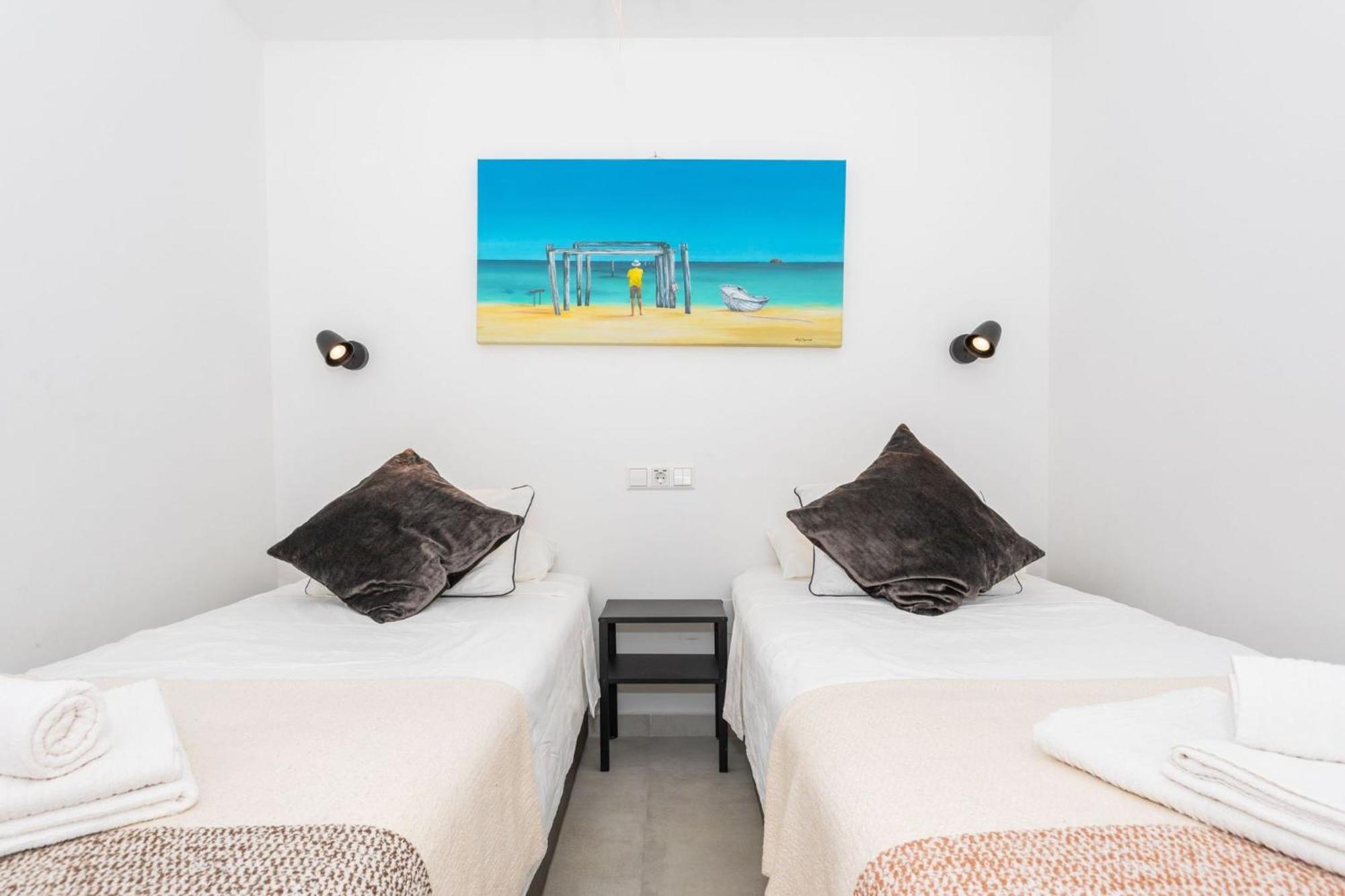 La Cala Beach Home - Beachfront Few Steps Away From Sandy Beach La Cala De Mijas Ngoại thất bức ảnh